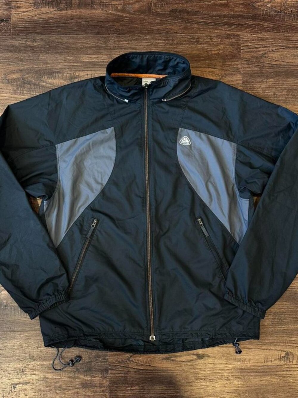 NIKE ACG VINTAGE BLACK GREY LIGHTWEIGHT GORPCORE JACKET SIZE M